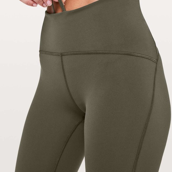 Lulu Lemon leggings - Picture 3 of 6